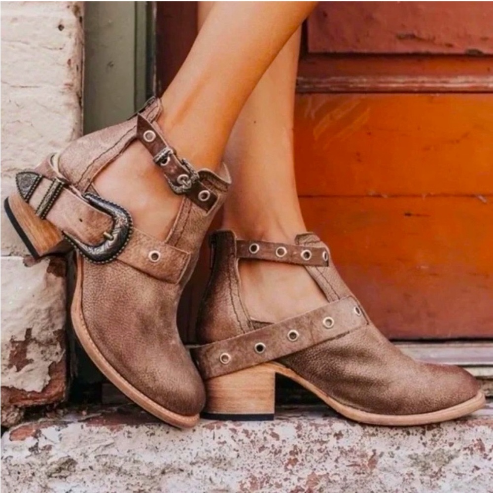 Freebird by Steven Carson ankle boots, size 8, originally $295